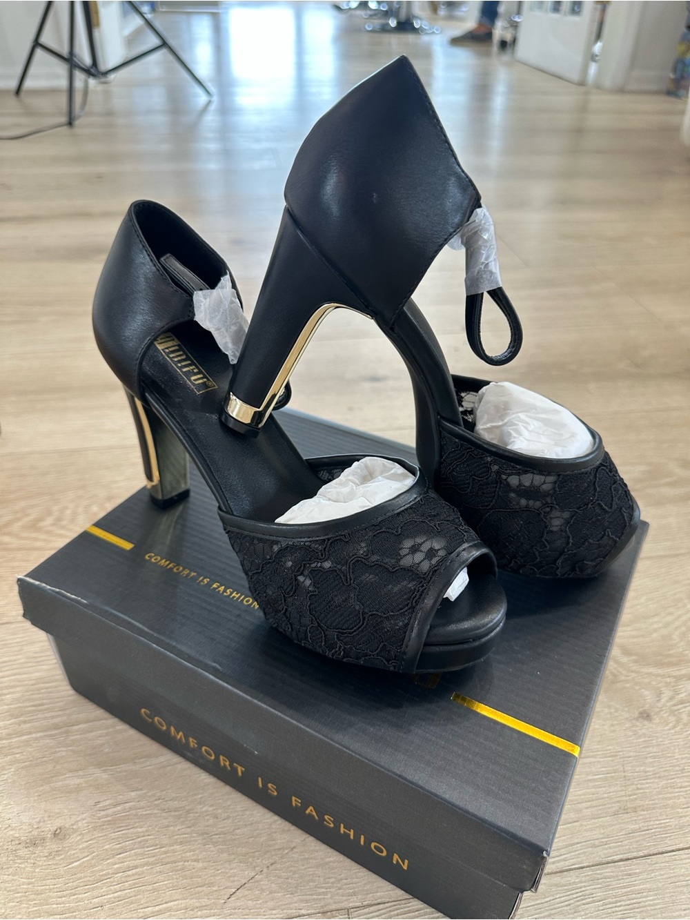 Black Lace Peep-Toe Platform Heels with Gold Accent